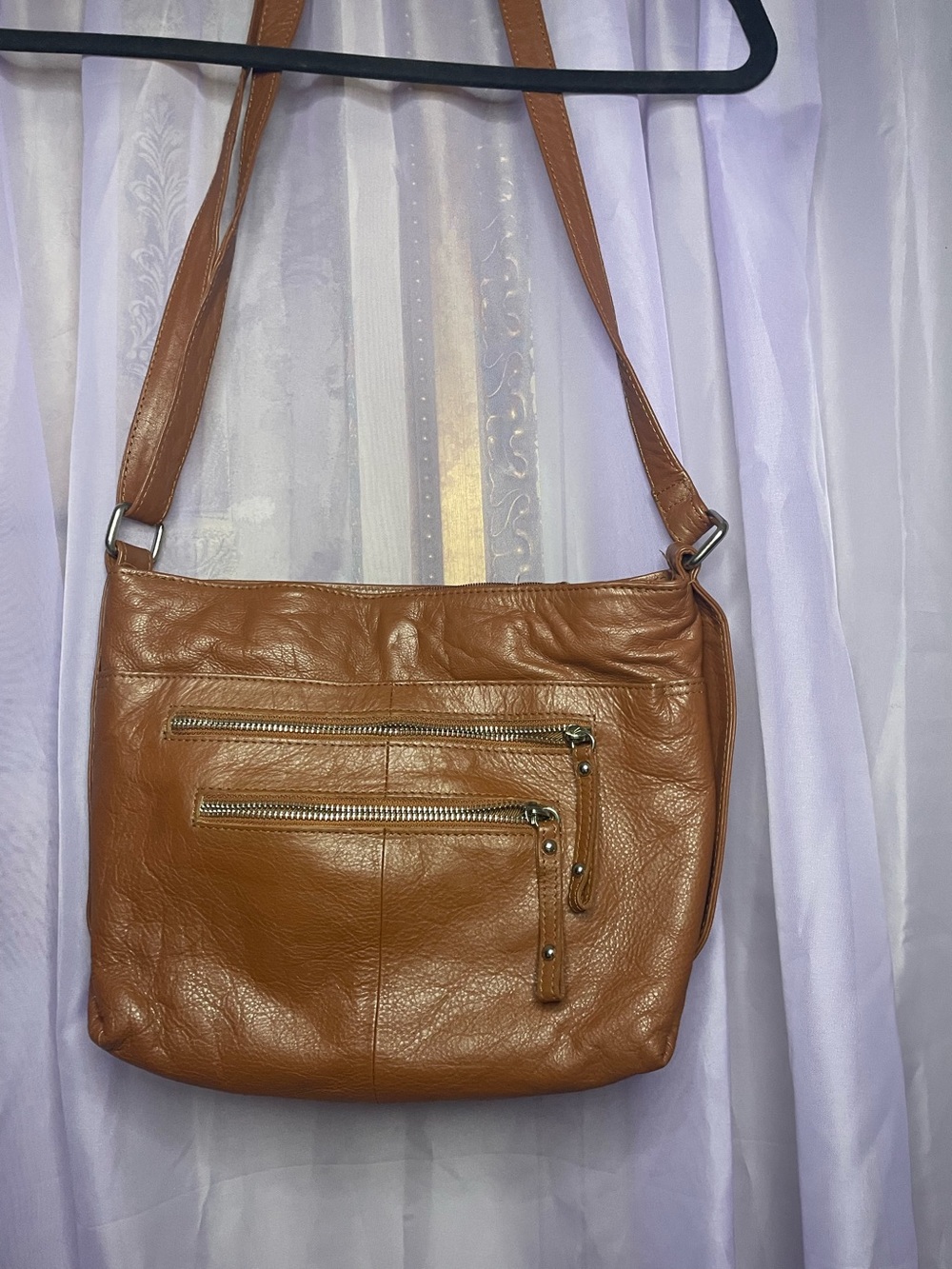 Great American leather works shoulder bag- Sleek Everyday use